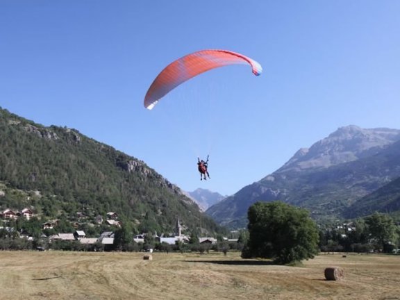 Paragliding over Vallouise