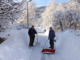 vallouise clearing snow