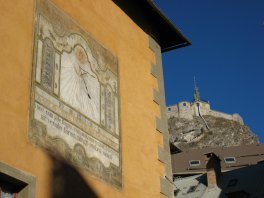 sun dial valouise